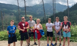 69513618_378142386167535_5176623025583292416_n